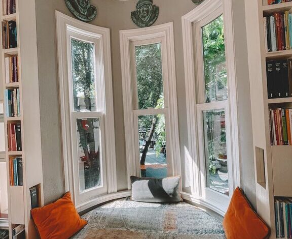 Tips for Creating a Cozy Reading Nook in Your Home